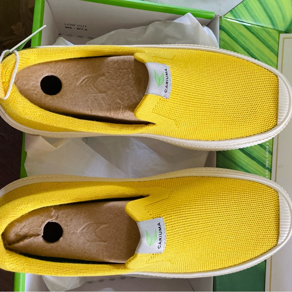 Cariuma Yellow Knit IBI Slip-on Sneakers